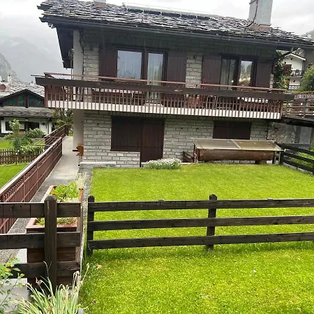 Casa Albertina With A View * Courmayeur
